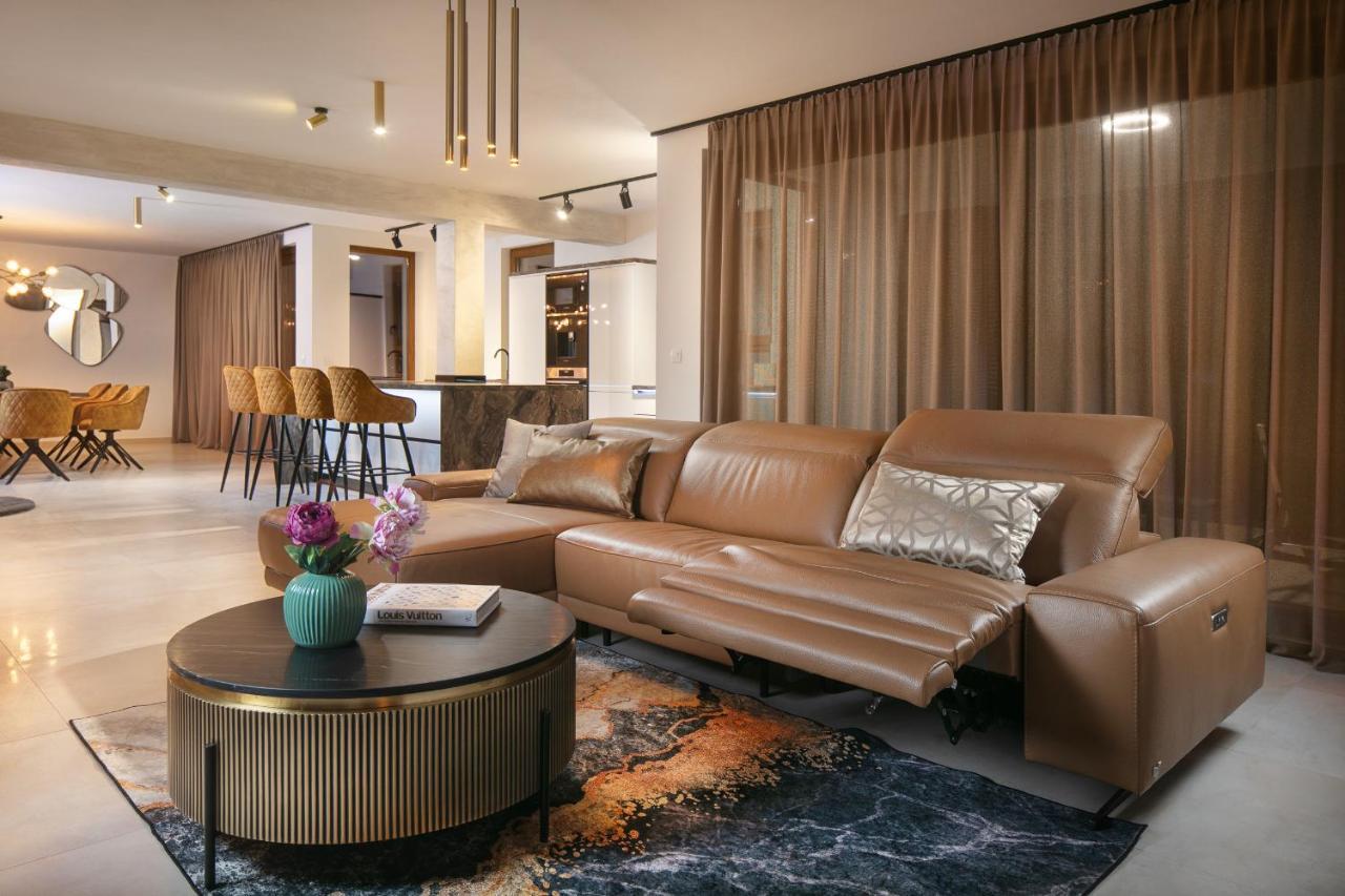 Malibu Imperial Resort Вир Экстерьер фото