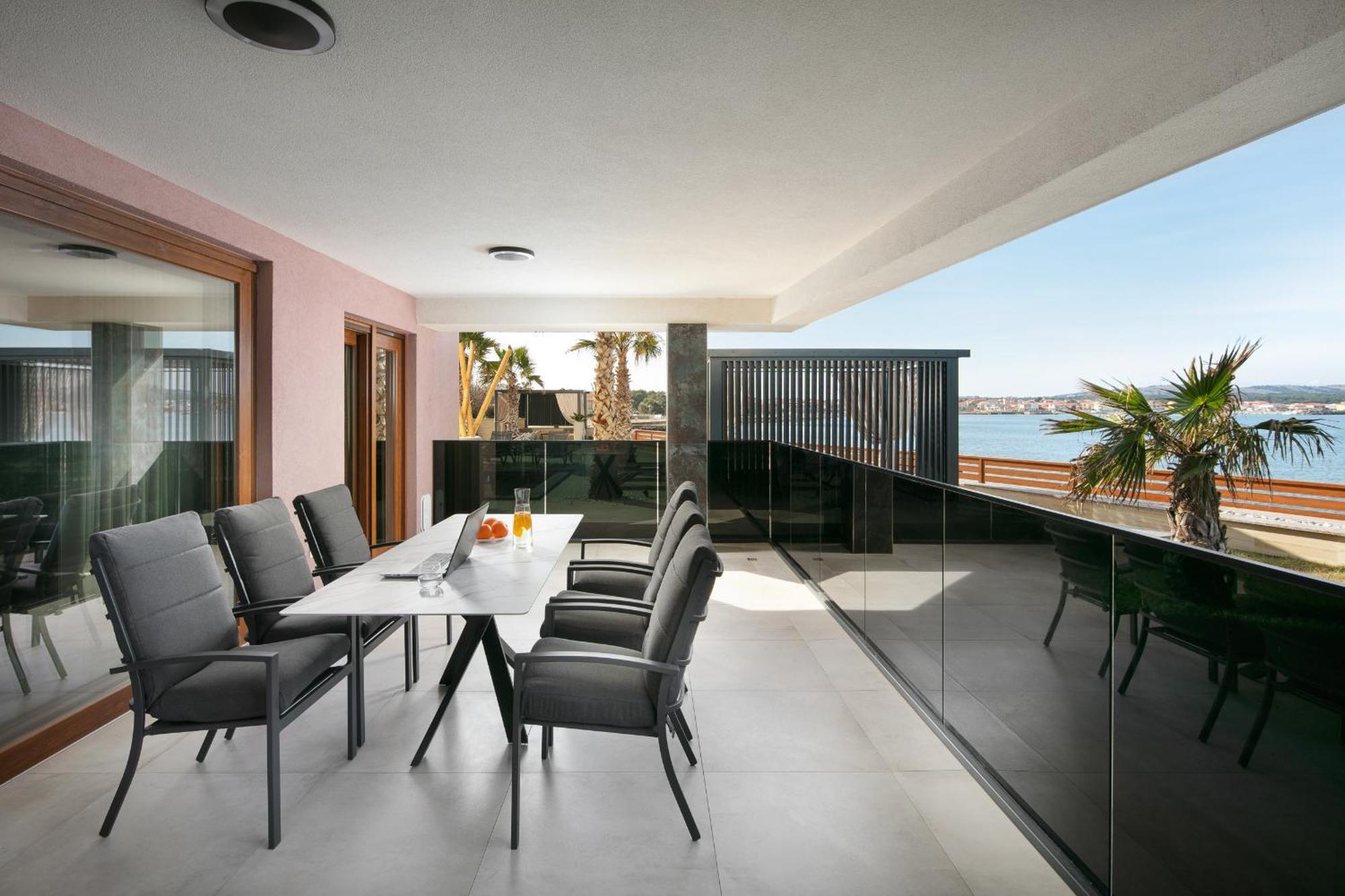 Malibu Imperial Resort Вир Экстерьер фото